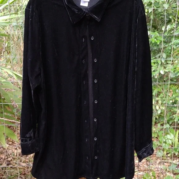 Slinky Velvet Button Down Top NWOT Sz.2X - Picture 2 of 6